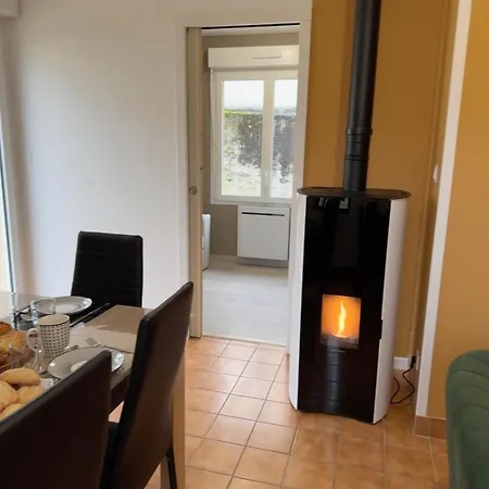 Le Pavillon Des Demoiselles Maison, 6 Pers Holiday home