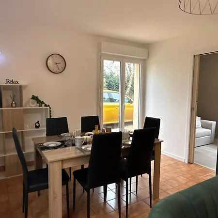 Le Pavillon Des Demoiselles Maison, 6 Pers Сasa de vacaciones *