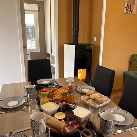 Le Pavillon Des Demoiselles Maison, 6 Pers Holiday home *
