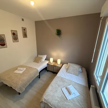Le Pavillon Des Demoiselles Maison, 6 Pers Thouars