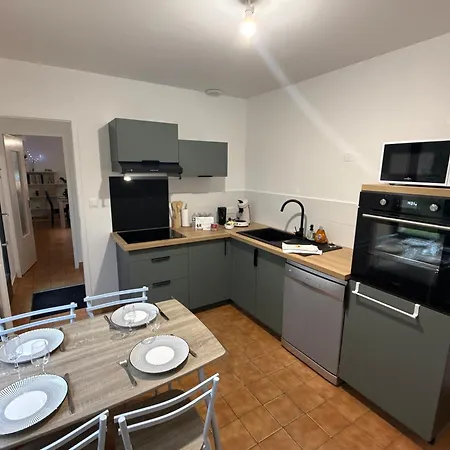 Le Pavillon Des Demoiselles Maison, 6 Pers * Thouars