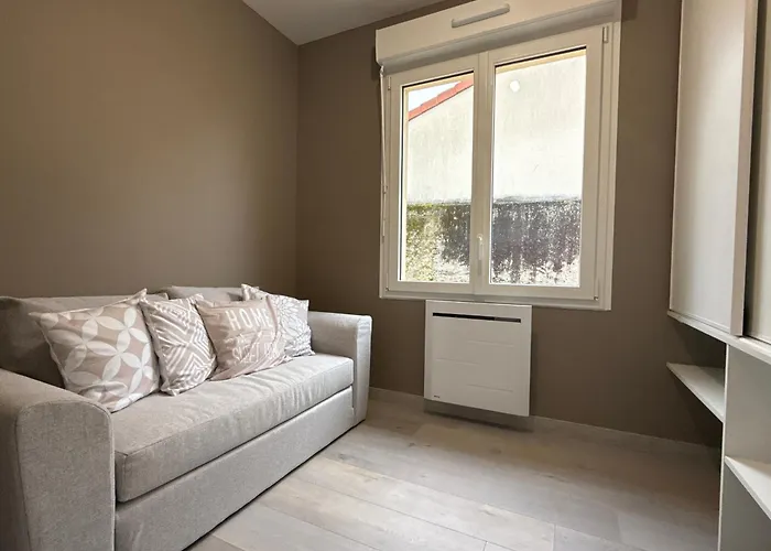 Le Pavillon Des Demoiselles Maison, 6 Pers Сasa de vacaciones *