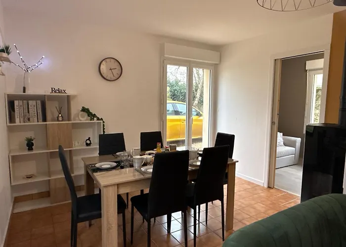 Le Pavillon Des Demoiselles Maison, 6 Pers Сasa de vacaciones *